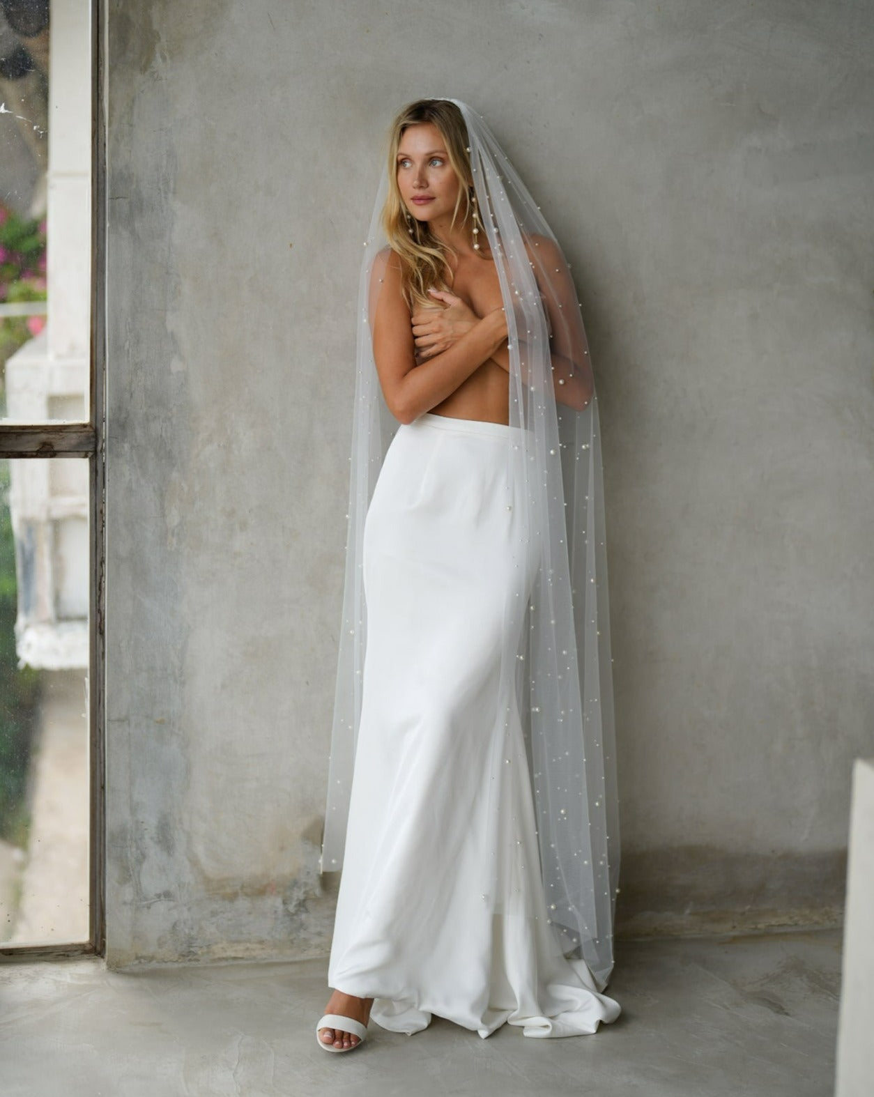 Pearl veil